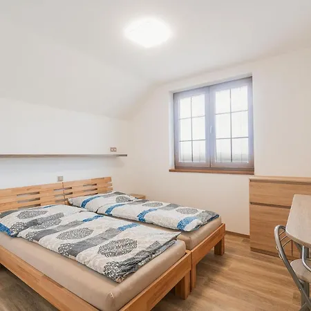 Guest house Dvojka 3*